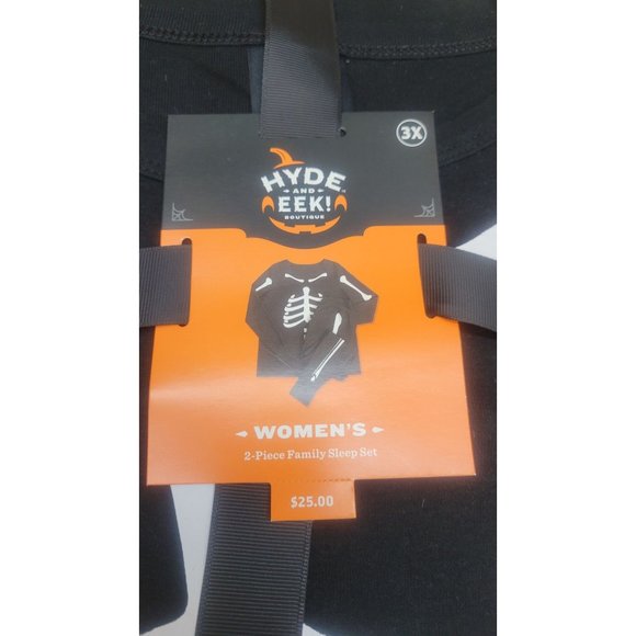 Women's Plus Size Halloween Skeletons Matching Family Pajama Set - Hyde & EEK! B - Picture 5 of 6